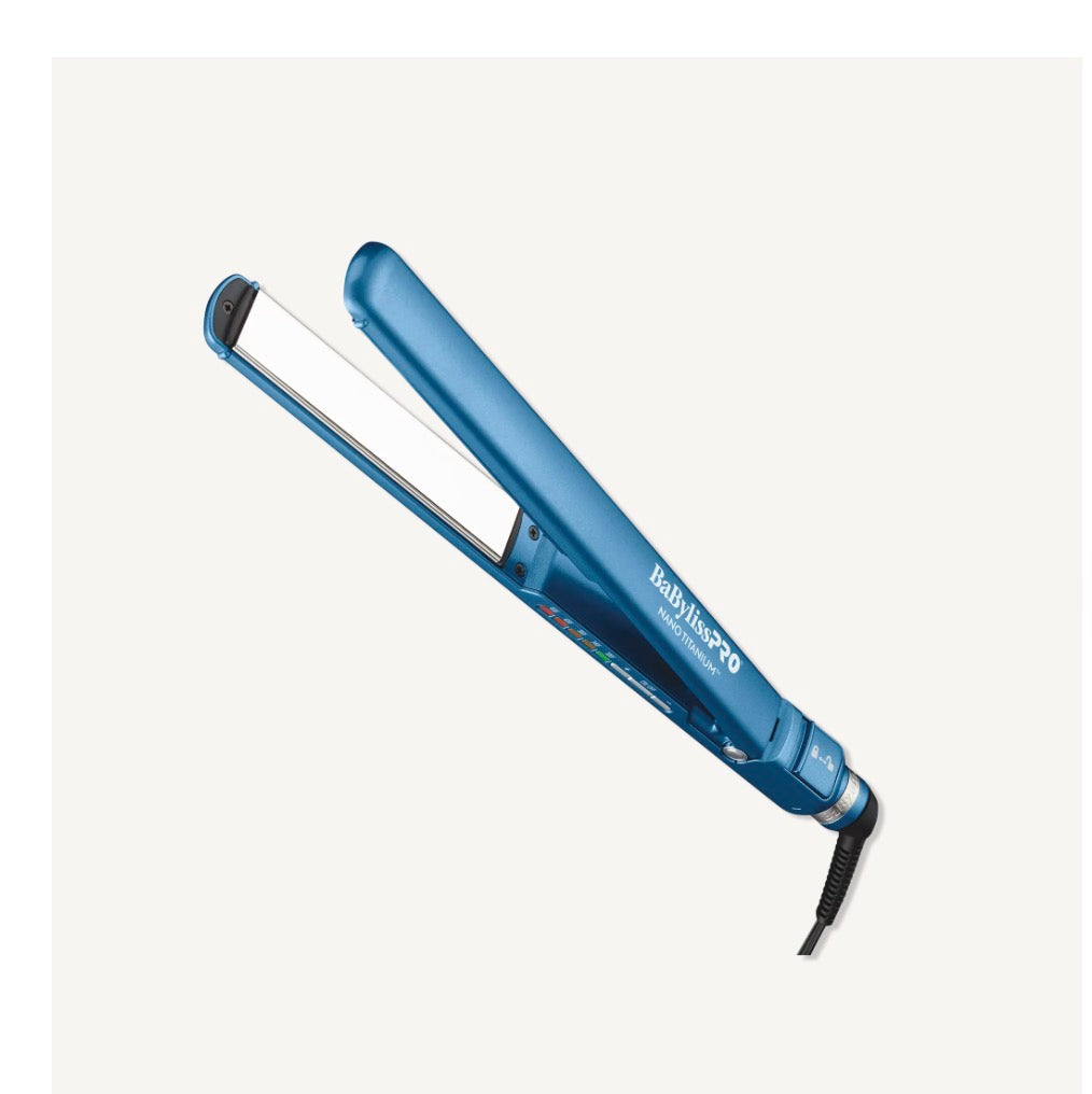 BaBylissPRO Nano Titanium 1  Ultra-Thin Straightener